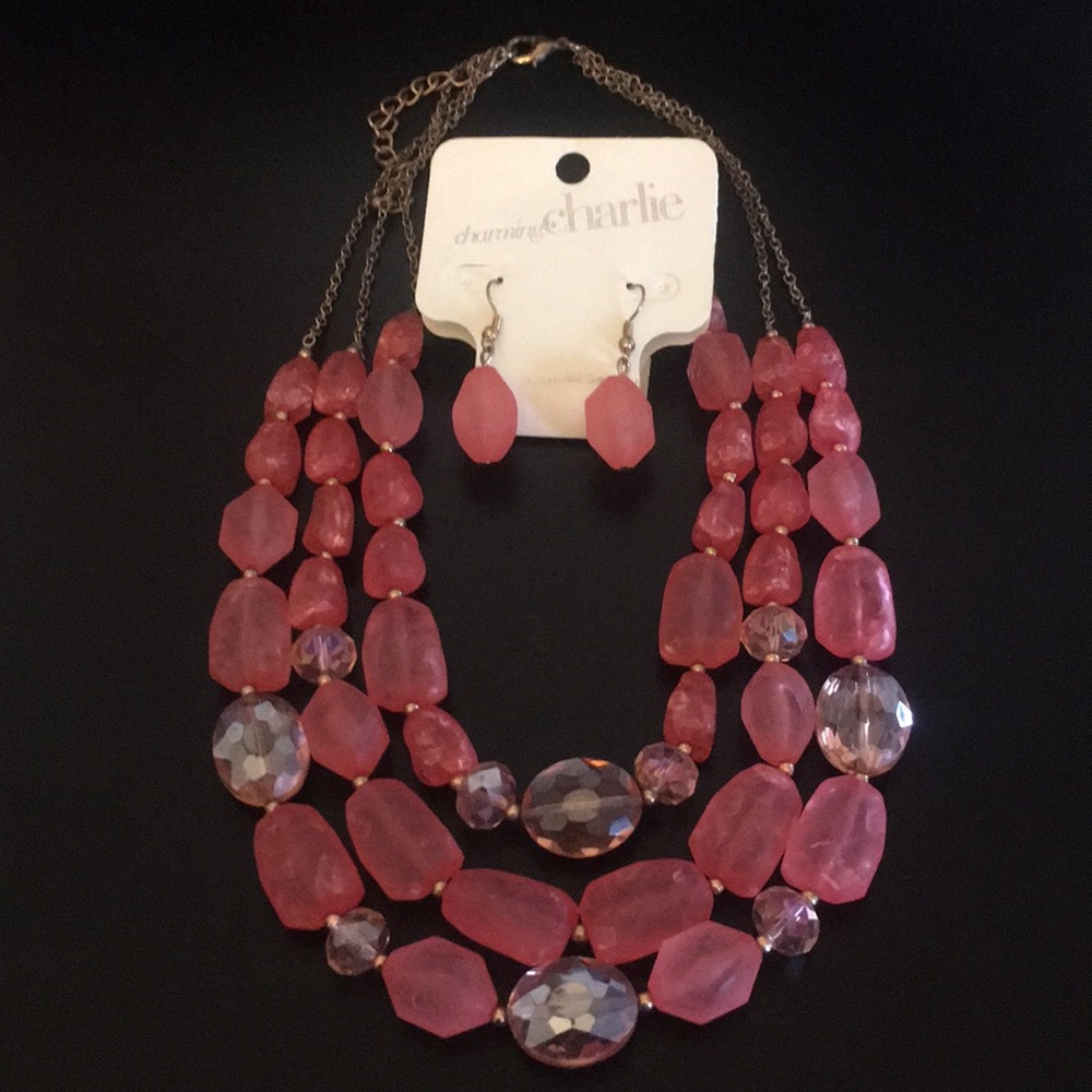 Charming Charlie Necklace - Picture 2 of 2